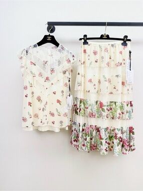 🚩steal RED Valentino Cream Floral Ruffle Blouse & Tiered Skirt Set